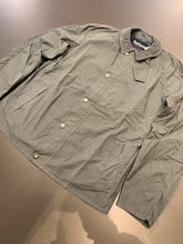 Load image into Gallery viewer, Barbour Tracker Casual
